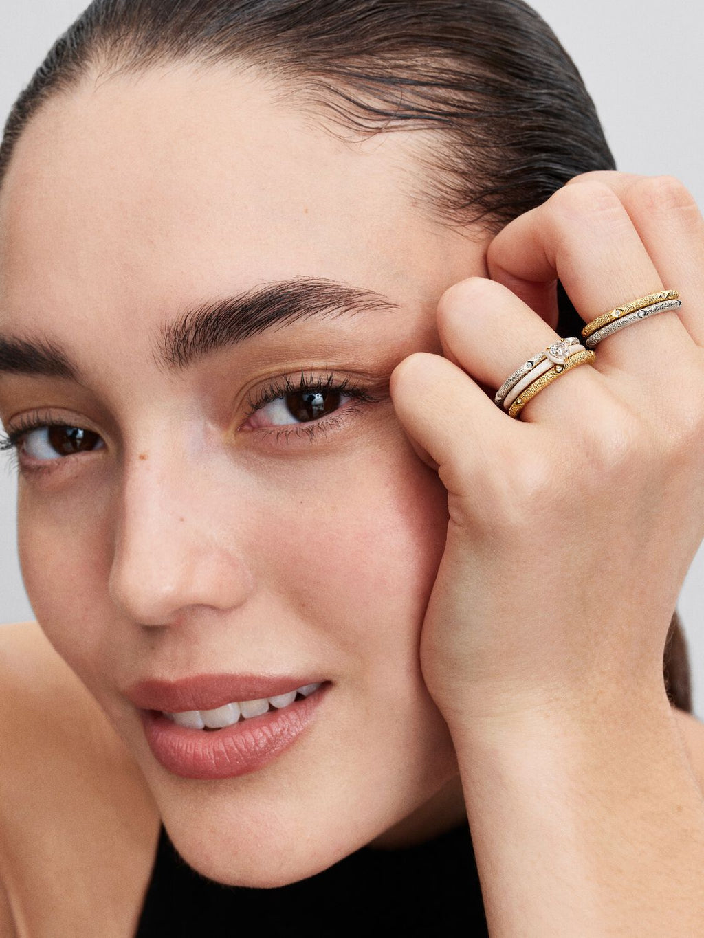 Weißes Chakra Herz Ring 14 Karat Vergoldung