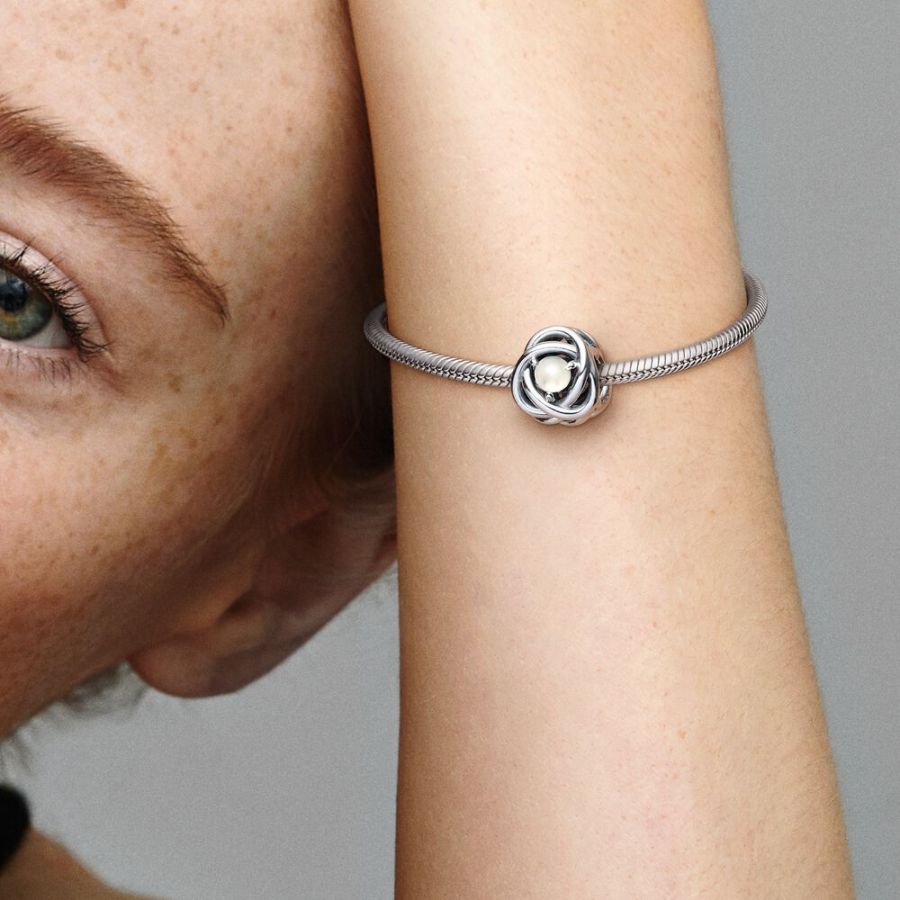 Charm Juni Geburtsstein Weißes Perlmutt Ewigkeitskreis Silber